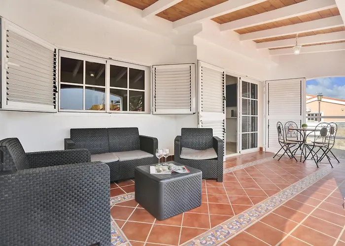 Philippa 펜션 칼레타데푸스테